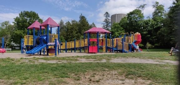 waterdown memorial park splash pad