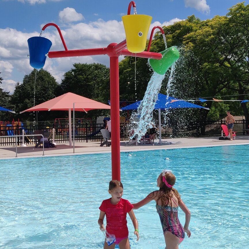 Splash Pads, Outdoor Pools and Wading Pools in Burlington – Active Parents