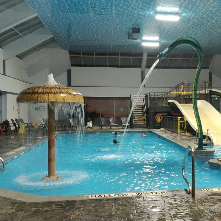 Dive Into These 5 Indoor Water Parks In Ontario – Active Parents