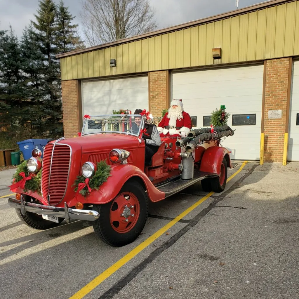 The Kilbride Firefighters Association Christmas Parade