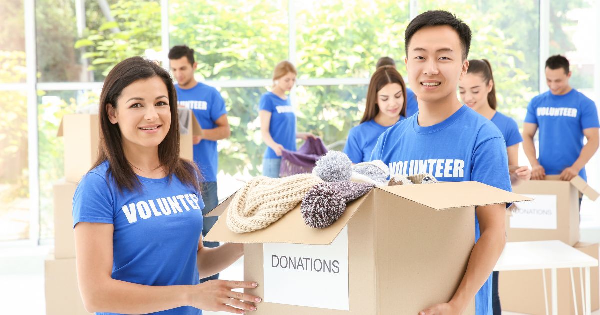 15 Ways To Earn High School Volunteer Hours Active Parents